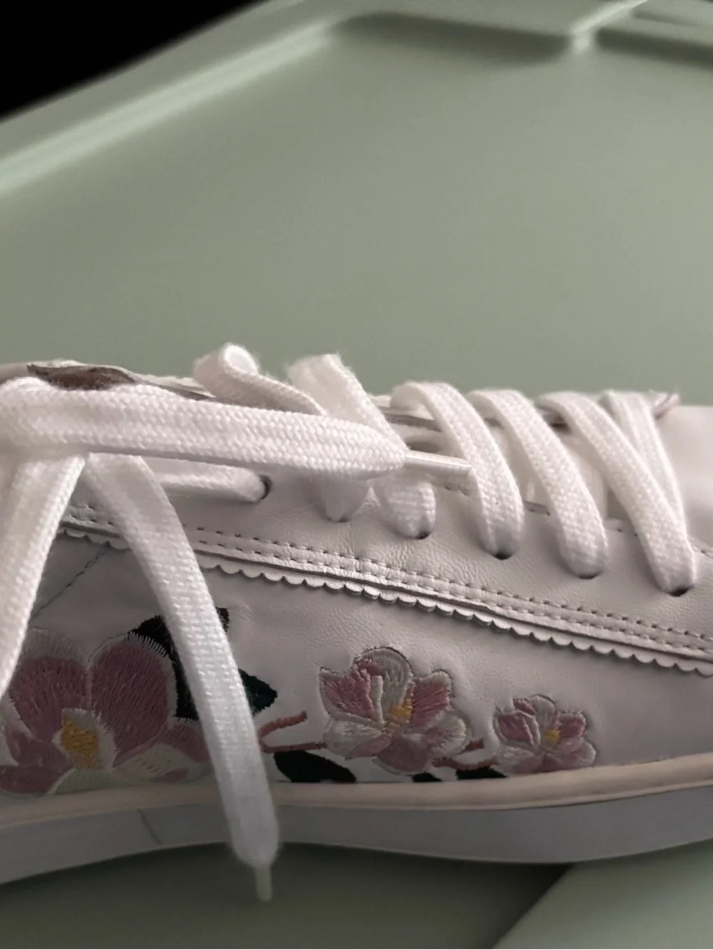 kate spade White Lace-Up Sneakers with Pink Floral Embroidery
